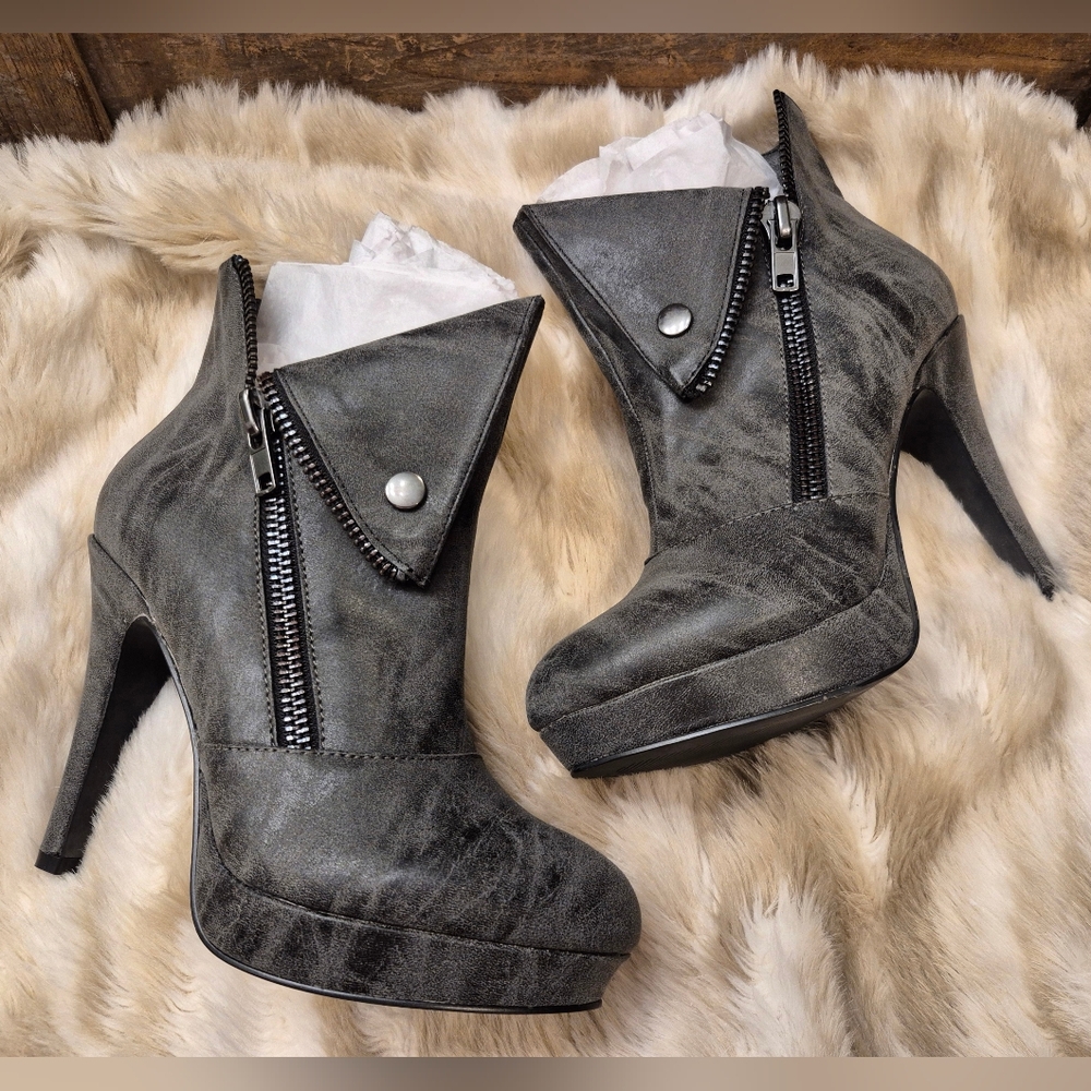 Distressed Cuffed Zipper Ankle Boots
